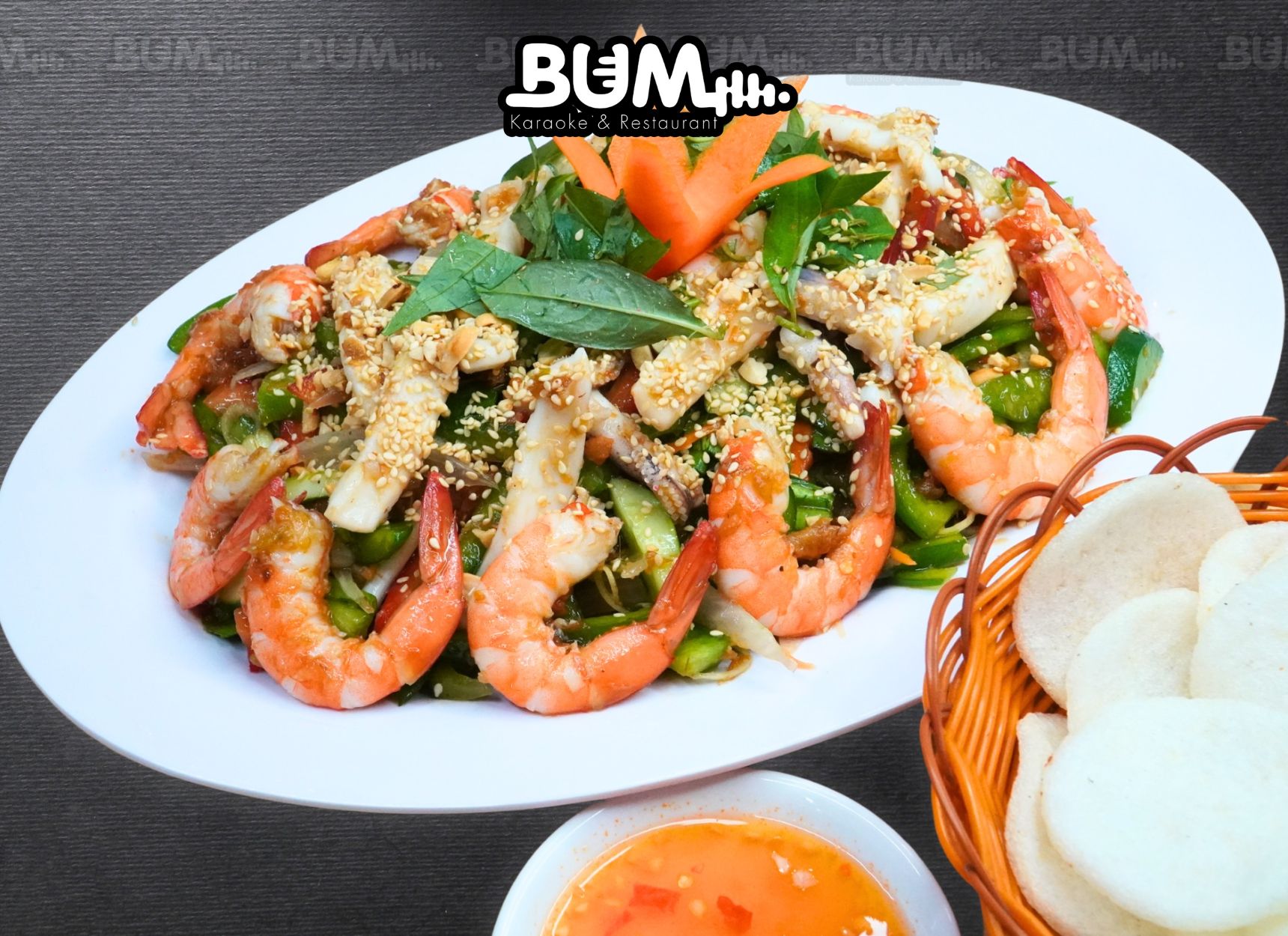 Nhà hàng Bum với thực đơn món ăn đa dạng